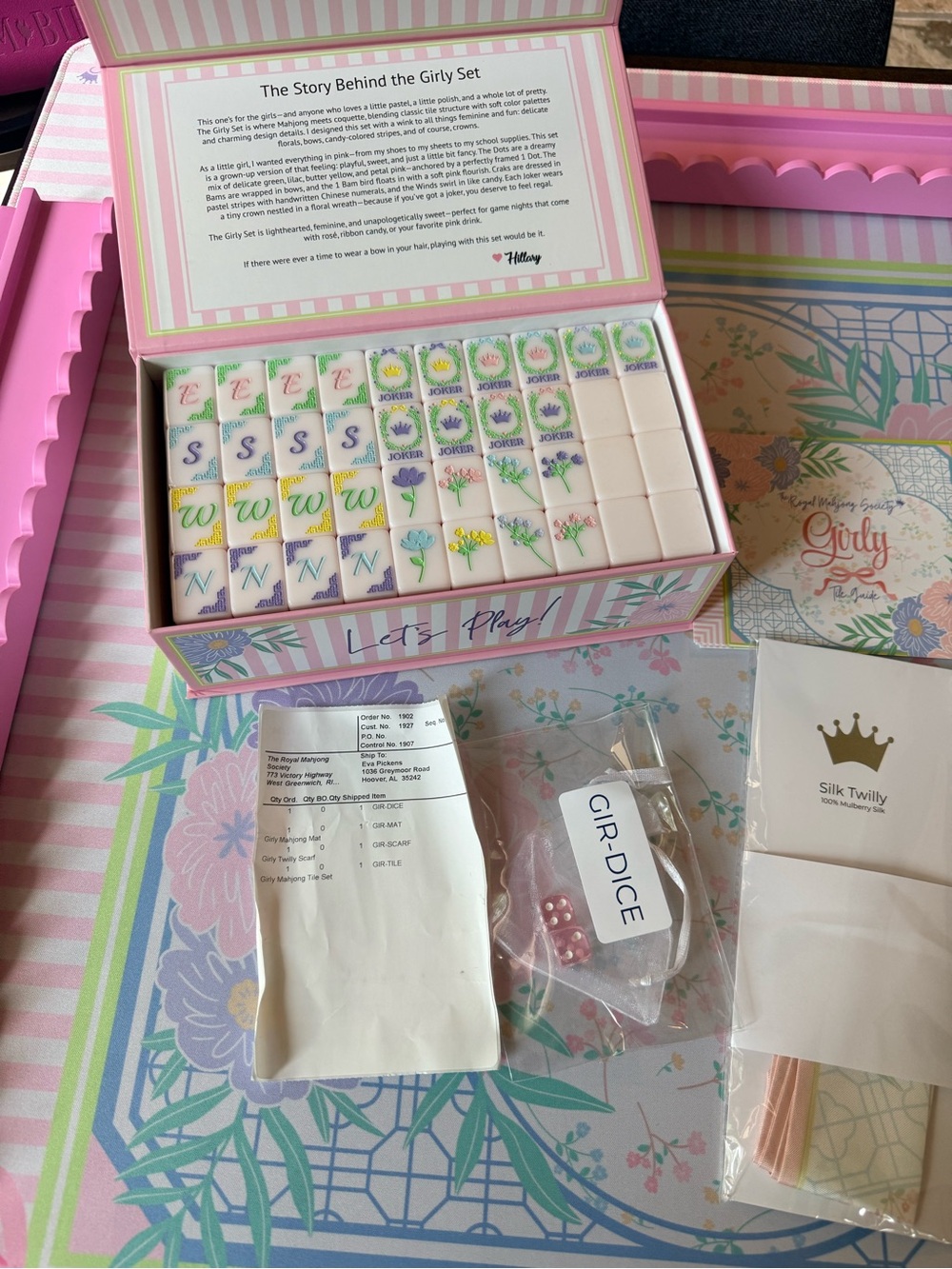 The Royal Mahjong Society Girly Girl set. NWT. Bundle . So adorable . Unique - Picture 2 of 16